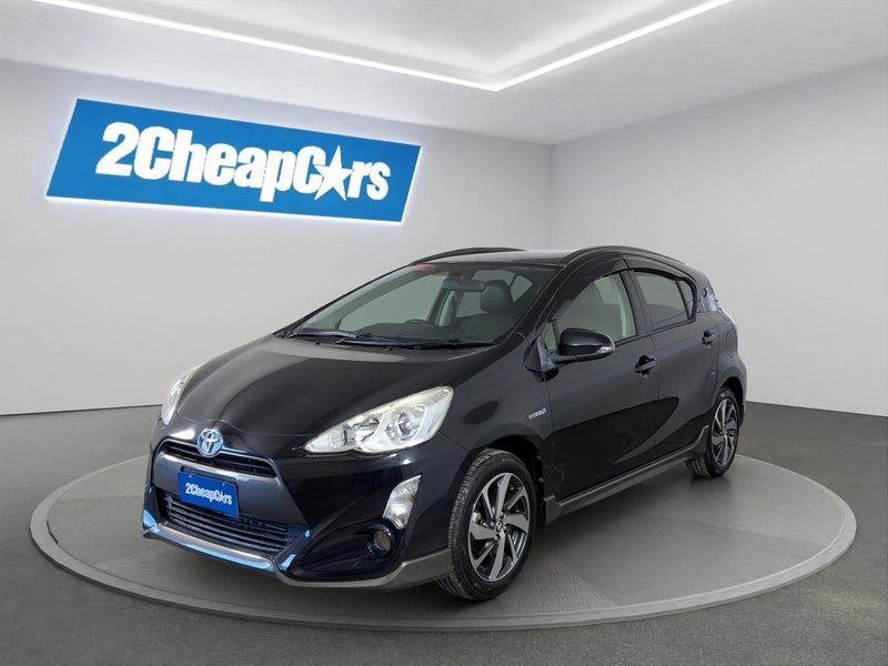 2015 Toyota Aqua X-URBAN, main photo