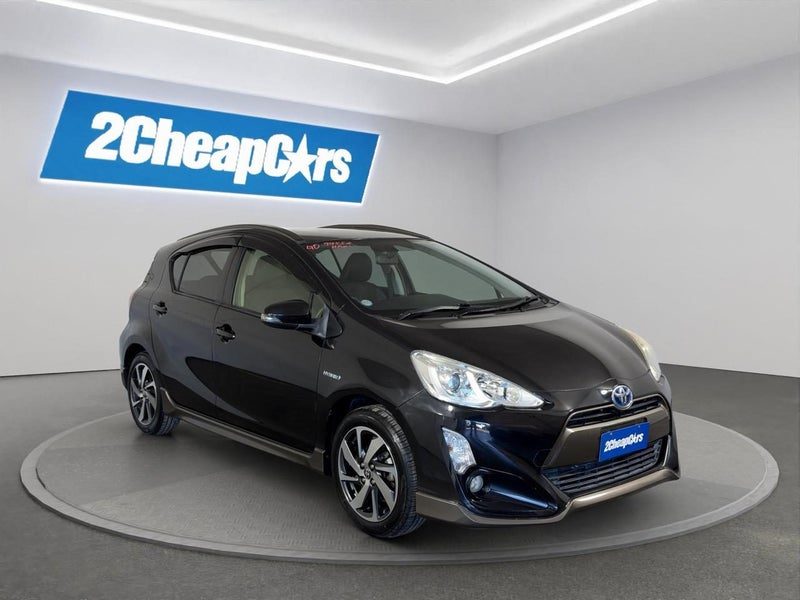 2015 Toyota Aqua X-URBAN, photo 3