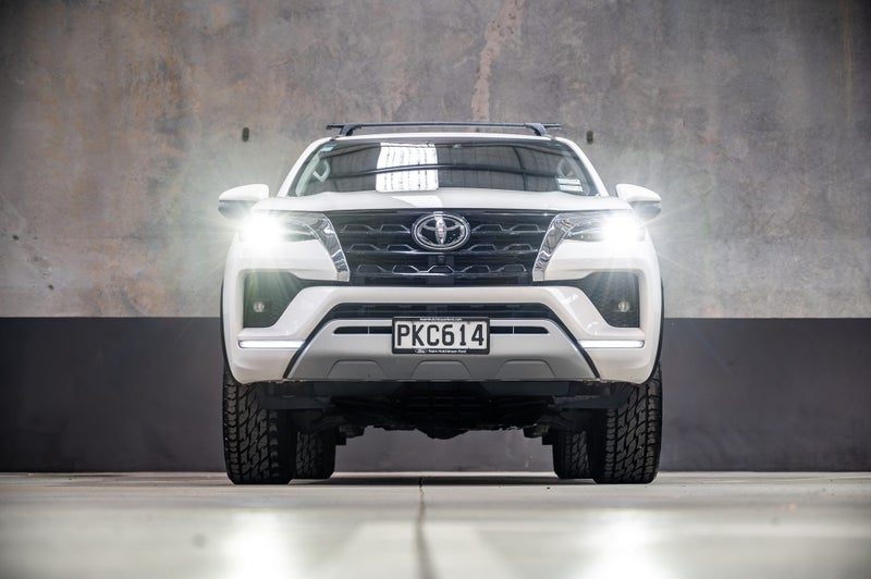 2022 Toyota Fortuner Limited 2.8D 4WD, photo 2