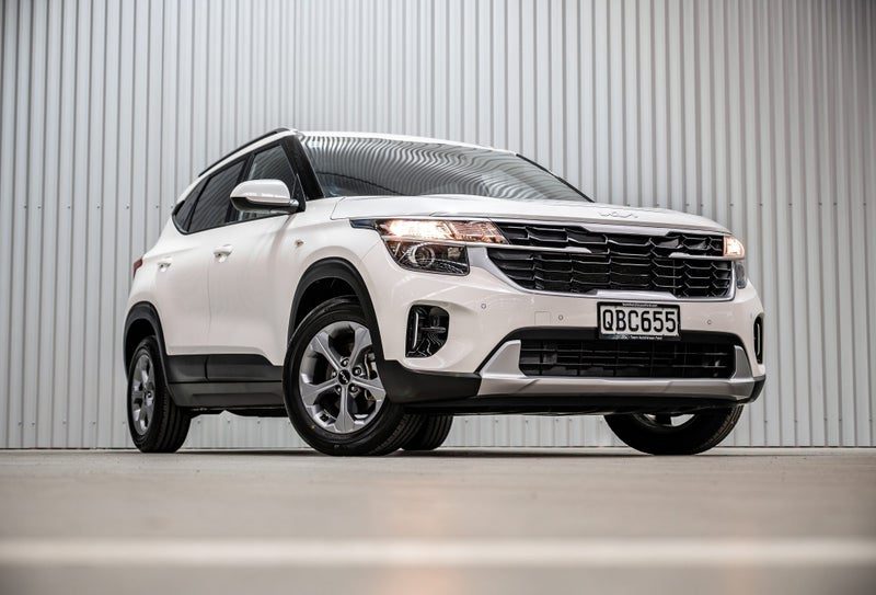 2023 Kia Seltos LX 2.0P LV