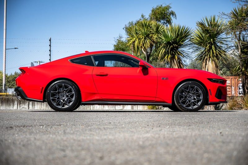 2026 Ford Mustang 5.0L Fastback At 5.0, photo 3