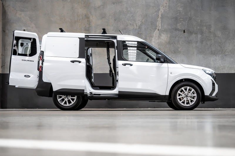 2026 Ford Courier Trend, photo 2