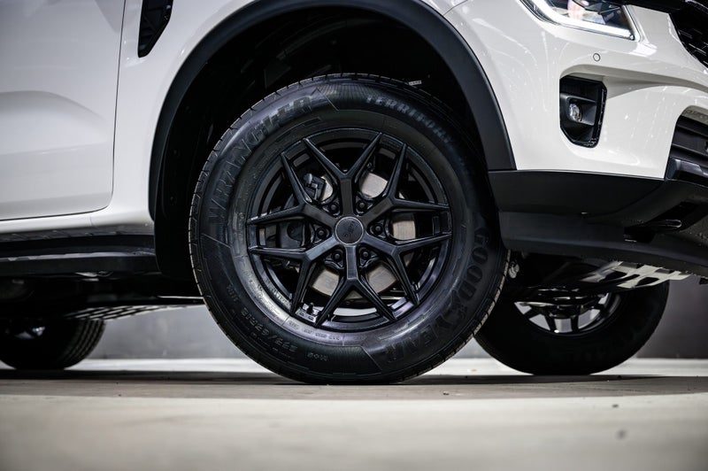2026 Ford Everest Active, photo 2