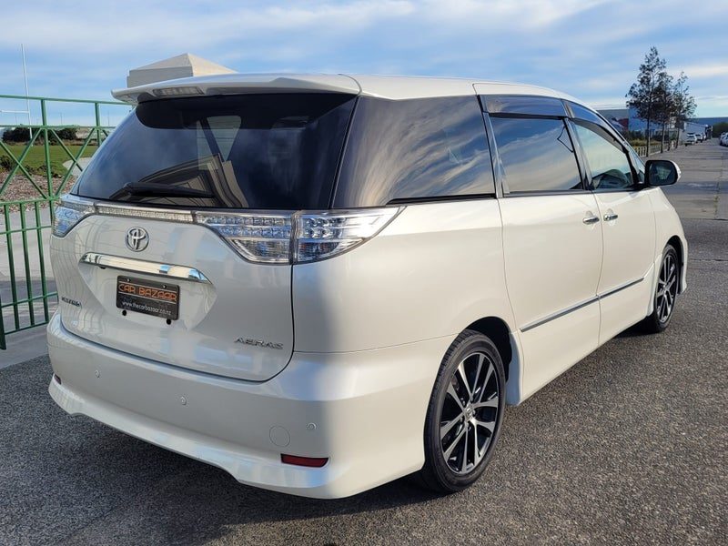 2015 Toyota Estima 2.4 Aeras Premium Edition, photo 3