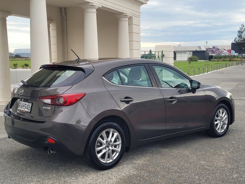 2014 Mazda 3 2.0 GSX (NZ New), photo 3