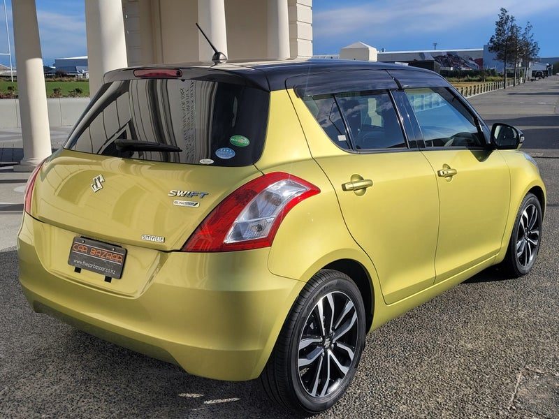 2015 Suzuki Swift Style-DJE Hybrid (Low Kms), photo 3