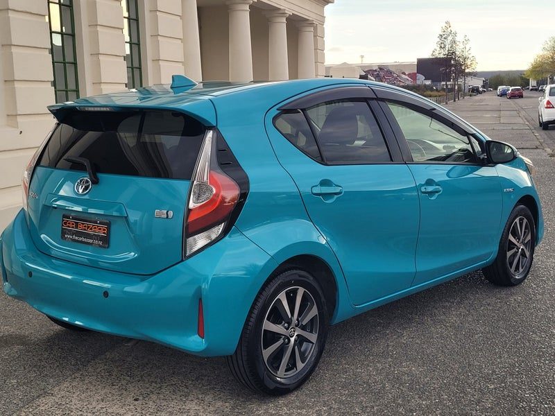 2017 Toyota Aqua 1.5 S Hybrid, photo 3