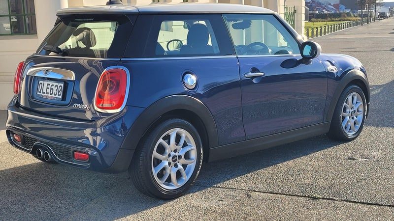 2015 MINI Cooper 2.0-S (Low Kms), photo 3