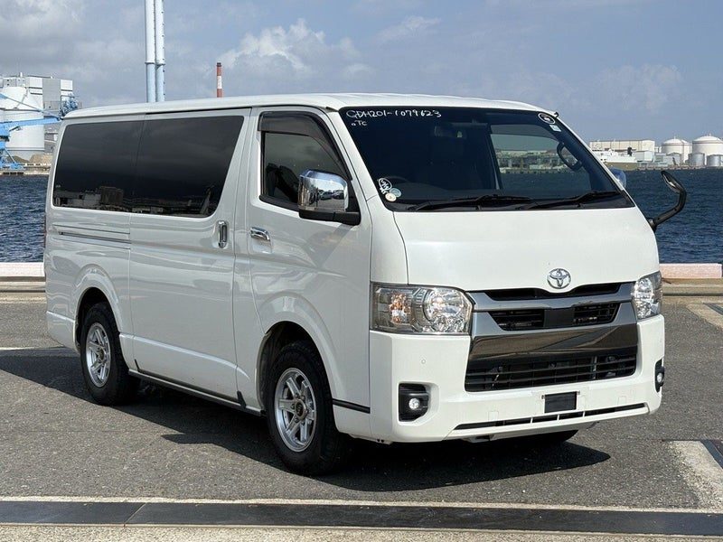 2022 Toyota Hiace GL
