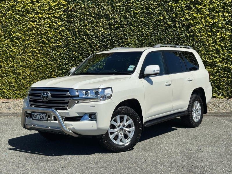 2019 Toyota Land Cruiser VX Limited, photo 3