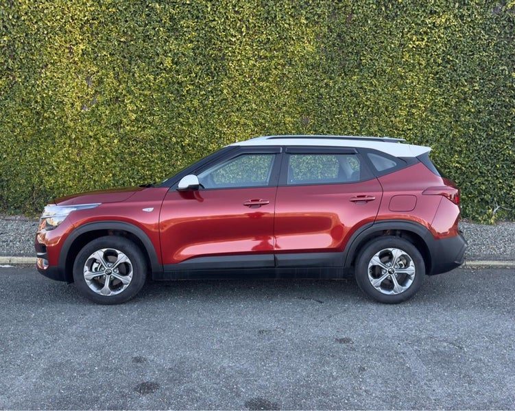 2021 Kia Seltos LX, photo 2