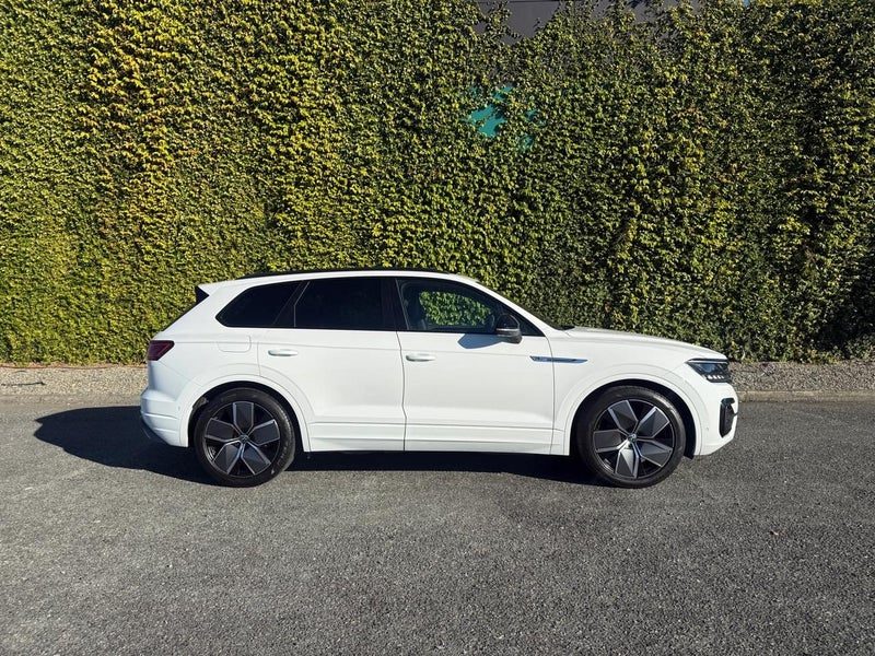 2021 Volkswagen Touareg V6 S, photo 3