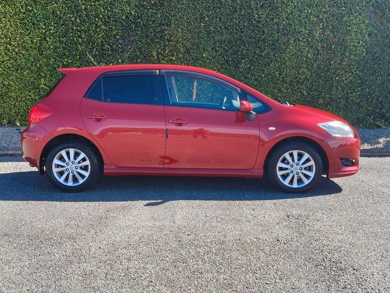2007 Toyota Auris, photo 2