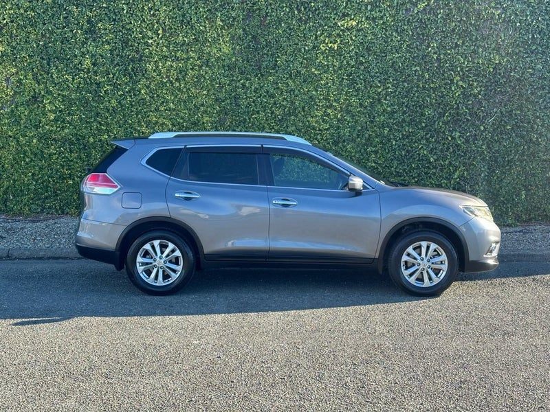 2015 Nissan X-Trail 20X 4WD, 7 SEATER, ROOF RAILS, photo 2