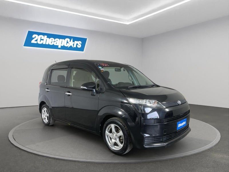 2014 Toyota Spade G, photo 3