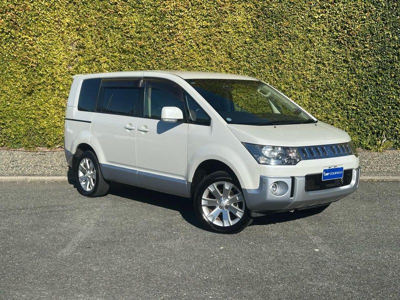 2012 Mitsubishi Delica