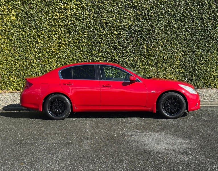 2013 Nissan Skyline 250 GT, photo 2