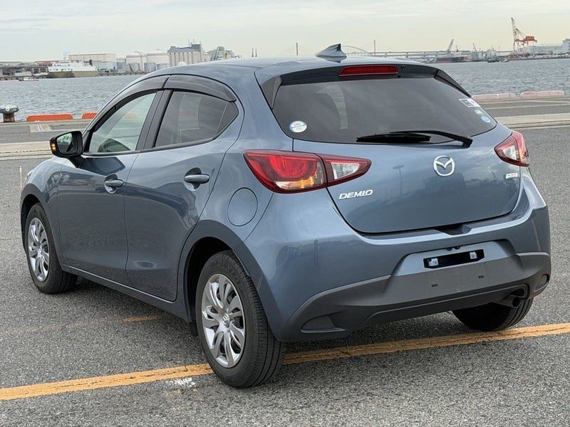 2015 Mazda Demio 13 S, photo 3