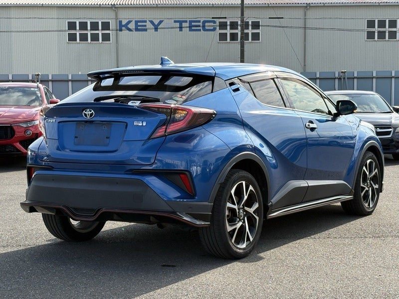 2017 Toyota C-HR G, photo 3