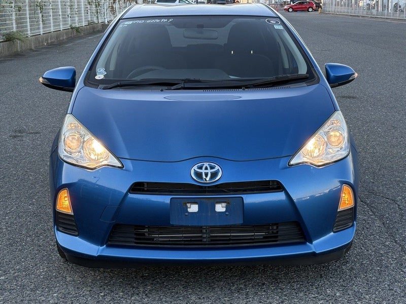 2014 Toyota Aqua S, photo 3