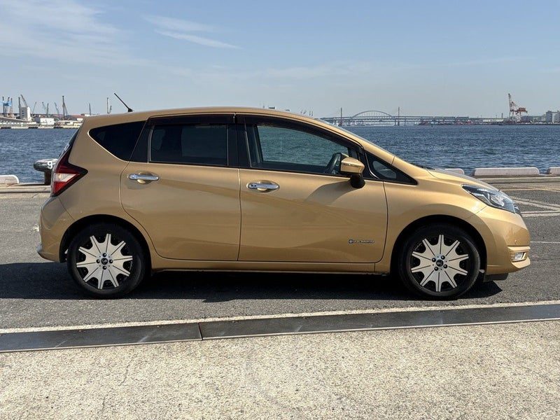 2018 Nissan Note X, photo 2