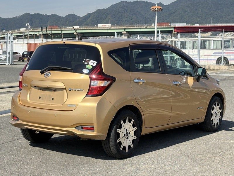 2018 Nissan Note X, photo 3