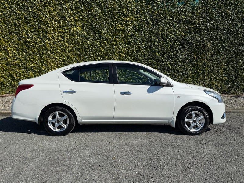 2015 Nissan Latio G, Spacious Sedan, photo 2