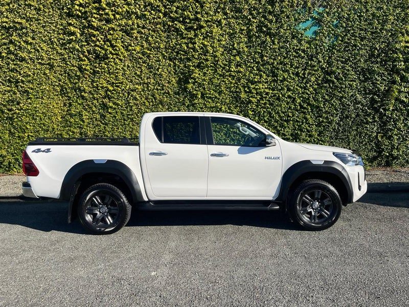 2022 Toyota Hilux SR5 4X4 NZ NEW LOW KM GEM, photo 2