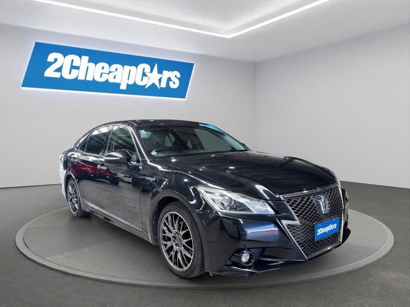 2013 Toyota Crown ATHLETE, photo 3