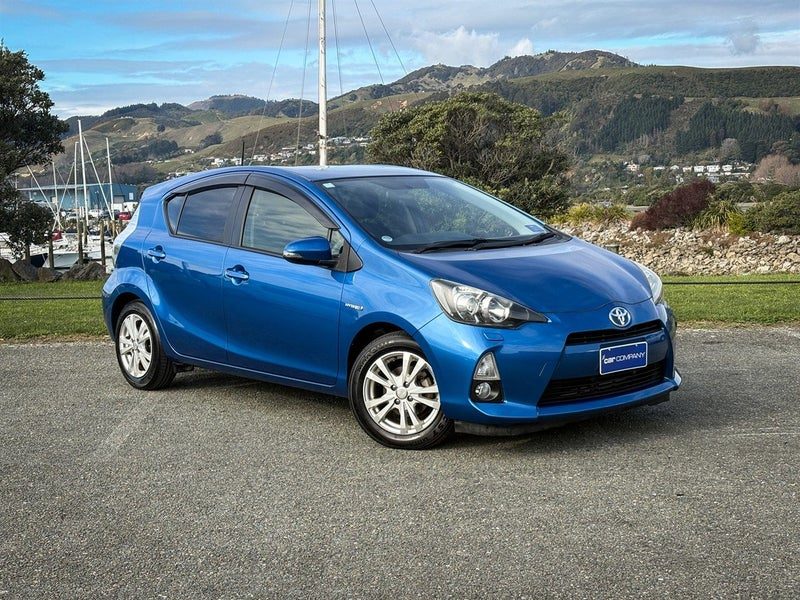 2012 Toyota Aqua S