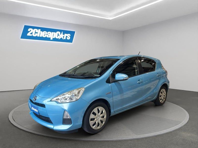 2013 Toyota Aqua S, main photo