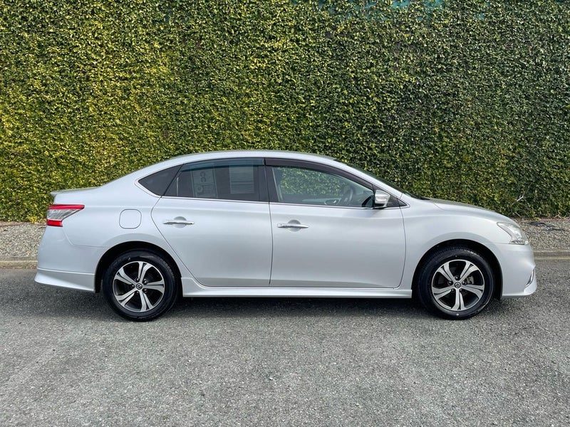 2016 Nissan Sylphy S Touring High Spec Low KMS, photo 2