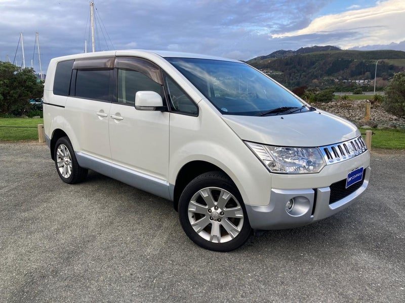 2015 Mitsubishi Delica