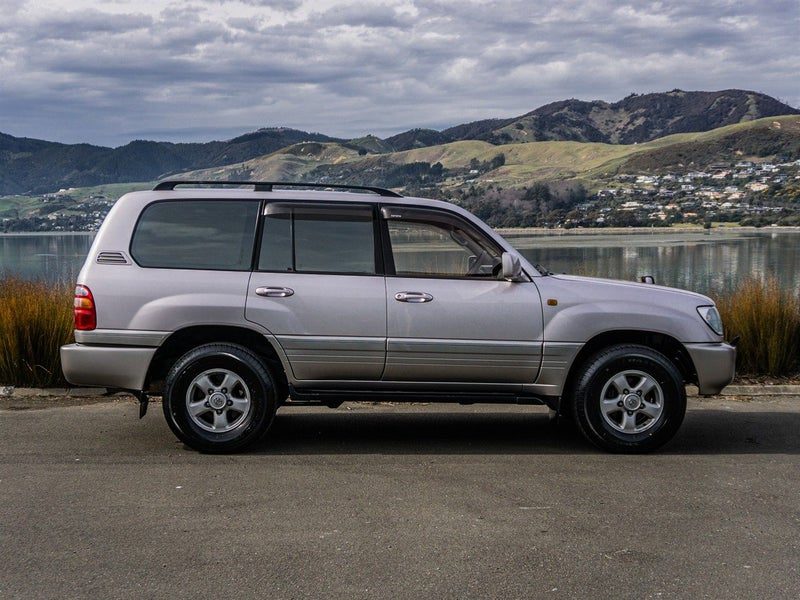 2002 Toyota Land Cruiser VX Limited, photo 3
