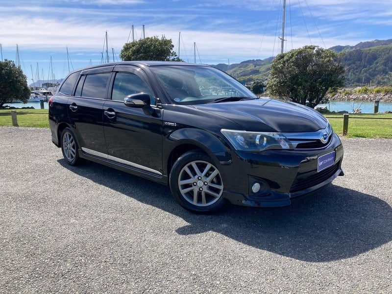 2015 Toyota Corolla HYBRID G AERO TOURER WB