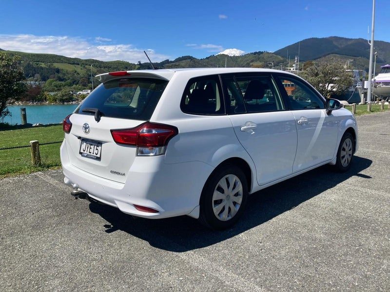 2016 Toyota Corolla GX, photo 3