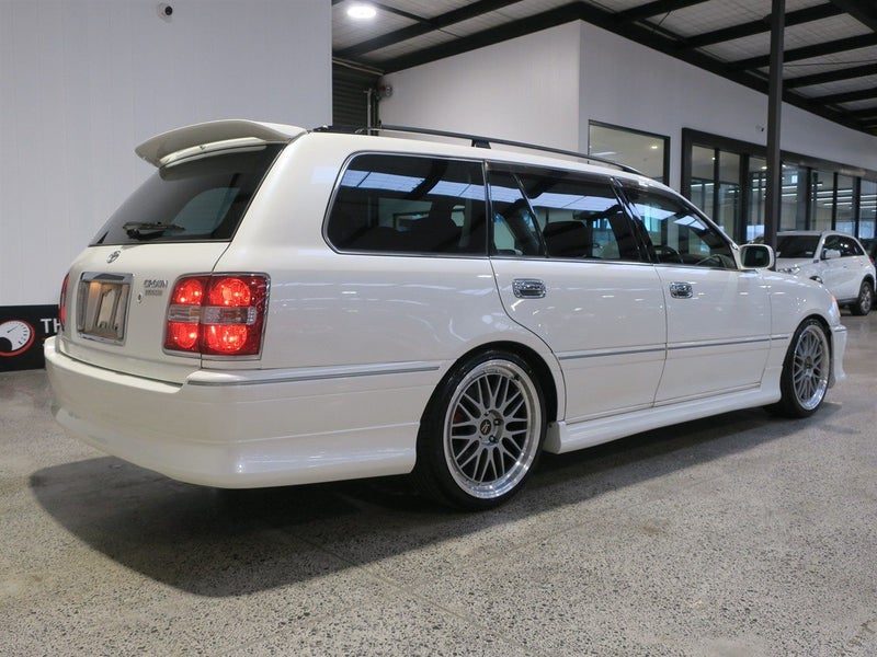 2003 Toyota Crown, photo 2