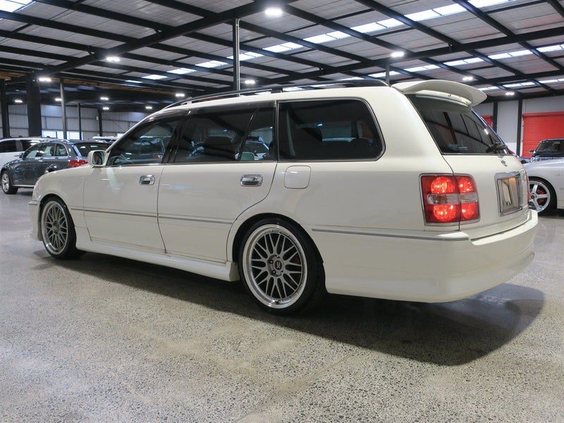 2003 Toyota Crown, photo 3