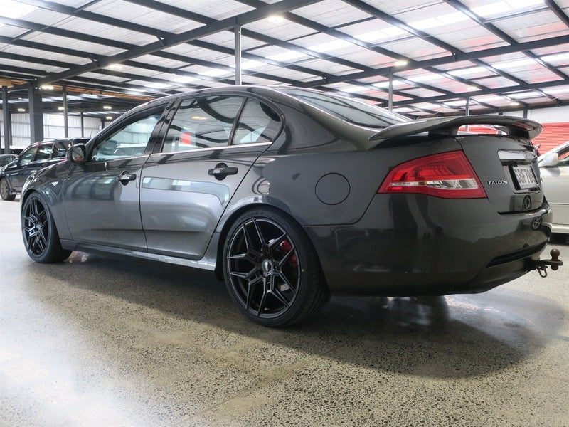 2010 Ford Falcon, photo 3