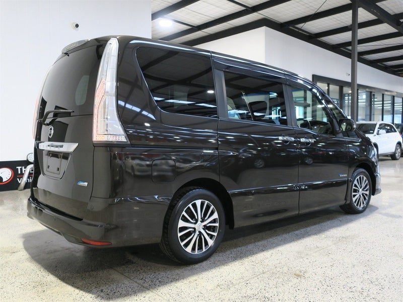 2014 Nissan Serena Highway Star, photo 2