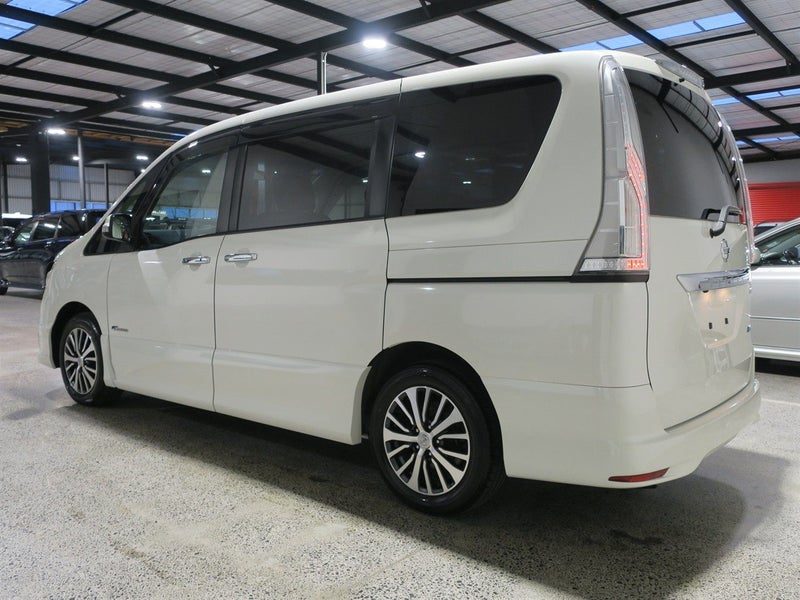 2014 Nissan Serena Highway Star, photo 3