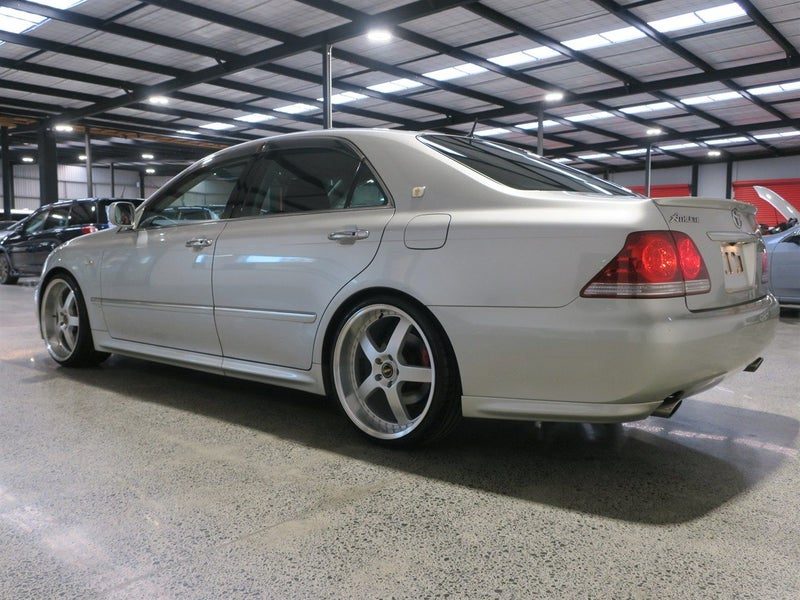 2005 Toyota Crown Athlete, photo 3