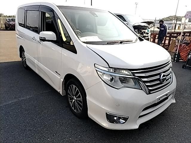 2015 Nissan Serena Highway Star