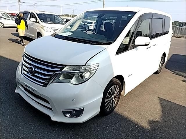 2015 Nissan Serena Highway Star, photo 2