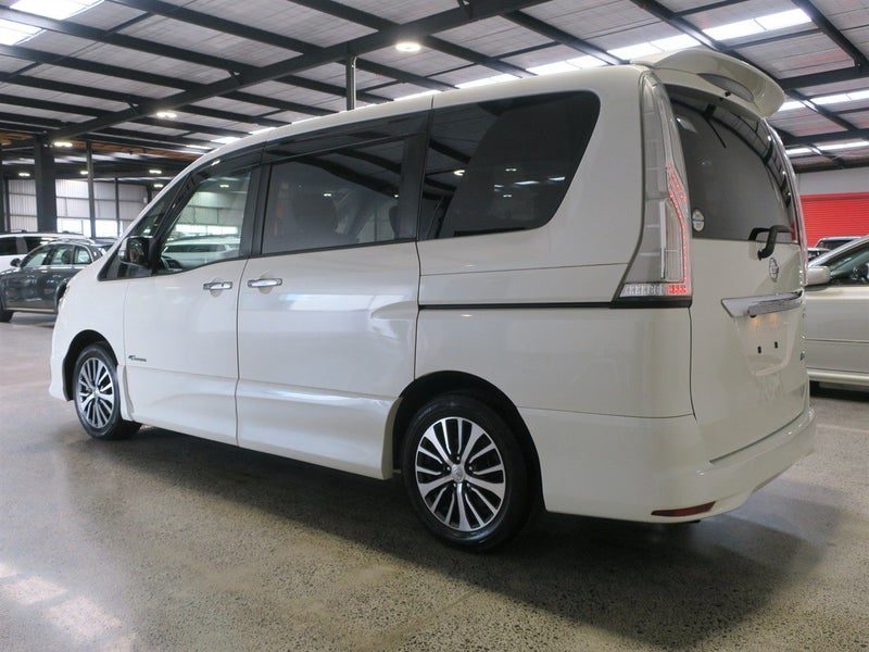 2015 Nissan Serena Highway Star, photo 3