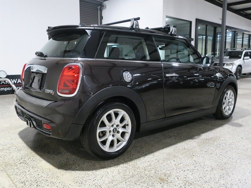 2015 MINI Cooper S, photo 2