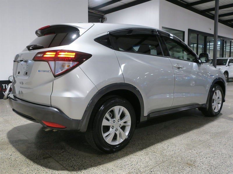 2014 Honda Vezel Hybrid, photo 2
