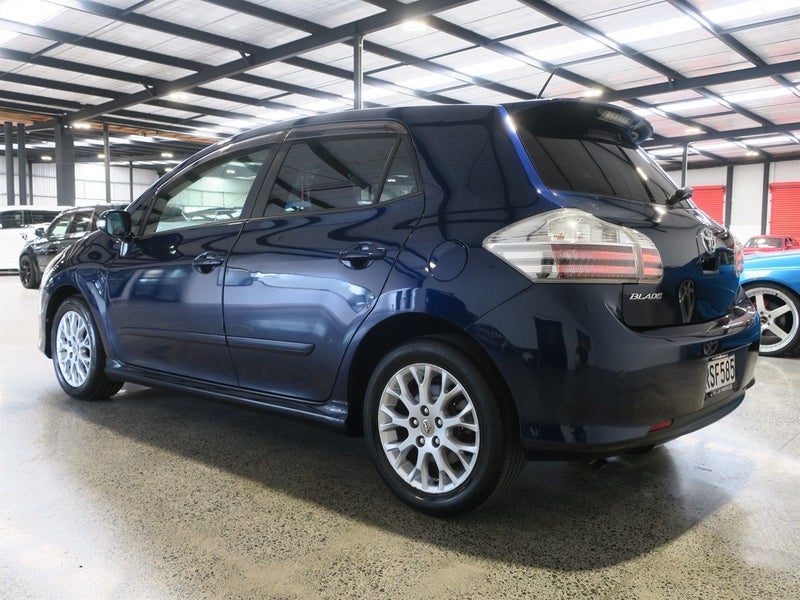 2007 Toyota Blade, photo 3