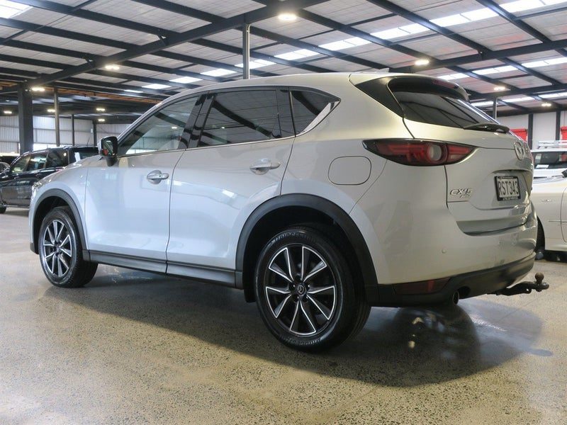 2017 Mazda CX-5 Limited, photo 3