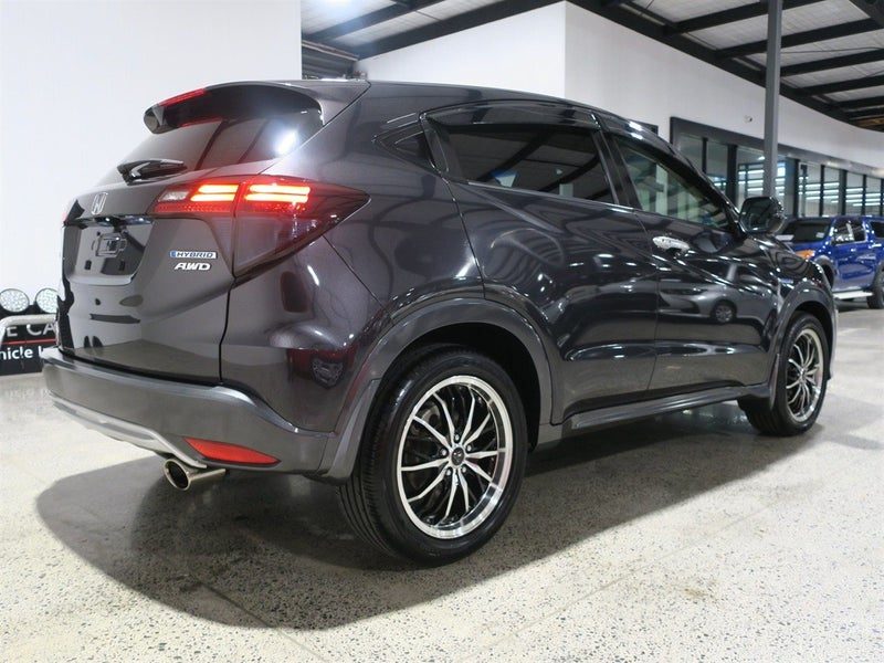 2015 Honda Vezel Hybrid, photo 2